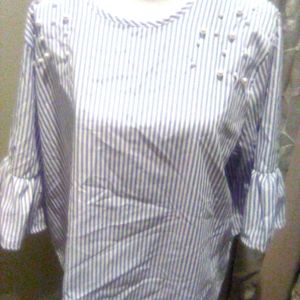 Brand new Flores ruffled sleeve pearl blouse